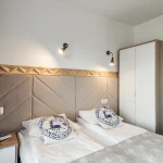 Tybet Fioletowy domek Bukowina 8